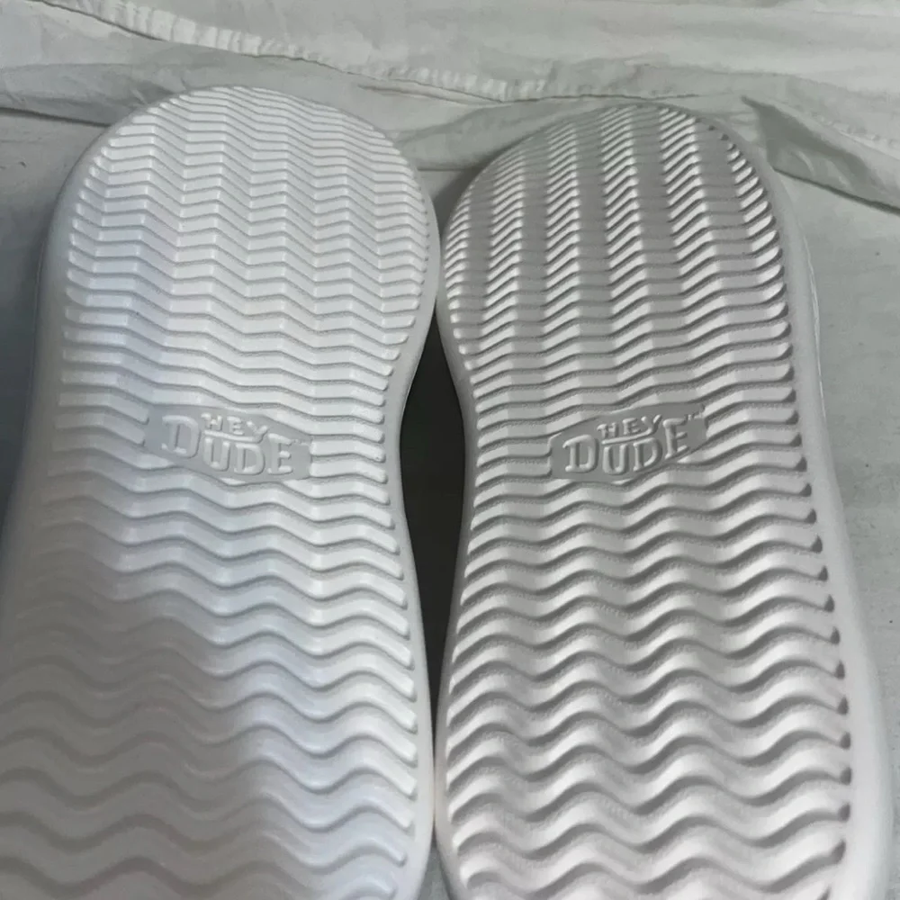 New Mens Hey Dude Cody Sport Mesh White Comfort Sneakers Shoes comes with box - Picture 4 of 4